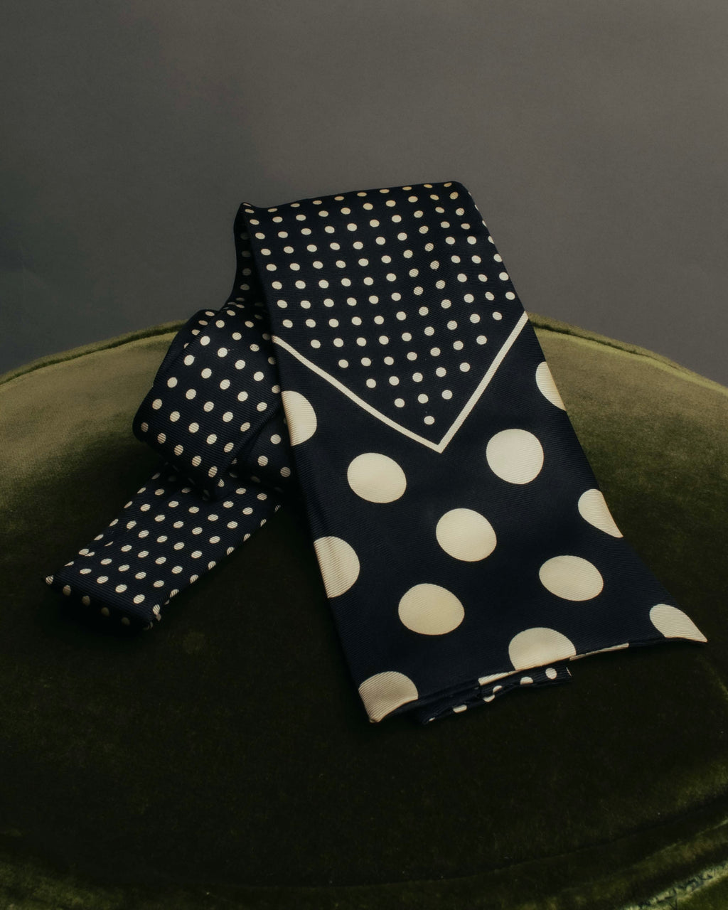 "Jean Paul Gaultier Paris" 90's-00's Graphic dotted silk neck scarf