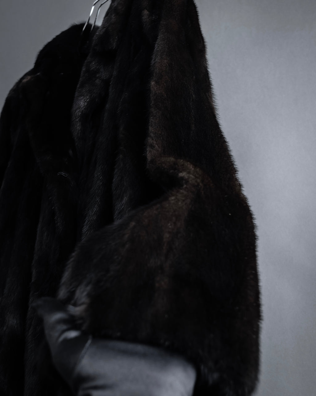 "GUCCI" Semi-custom atelier work fur long coat