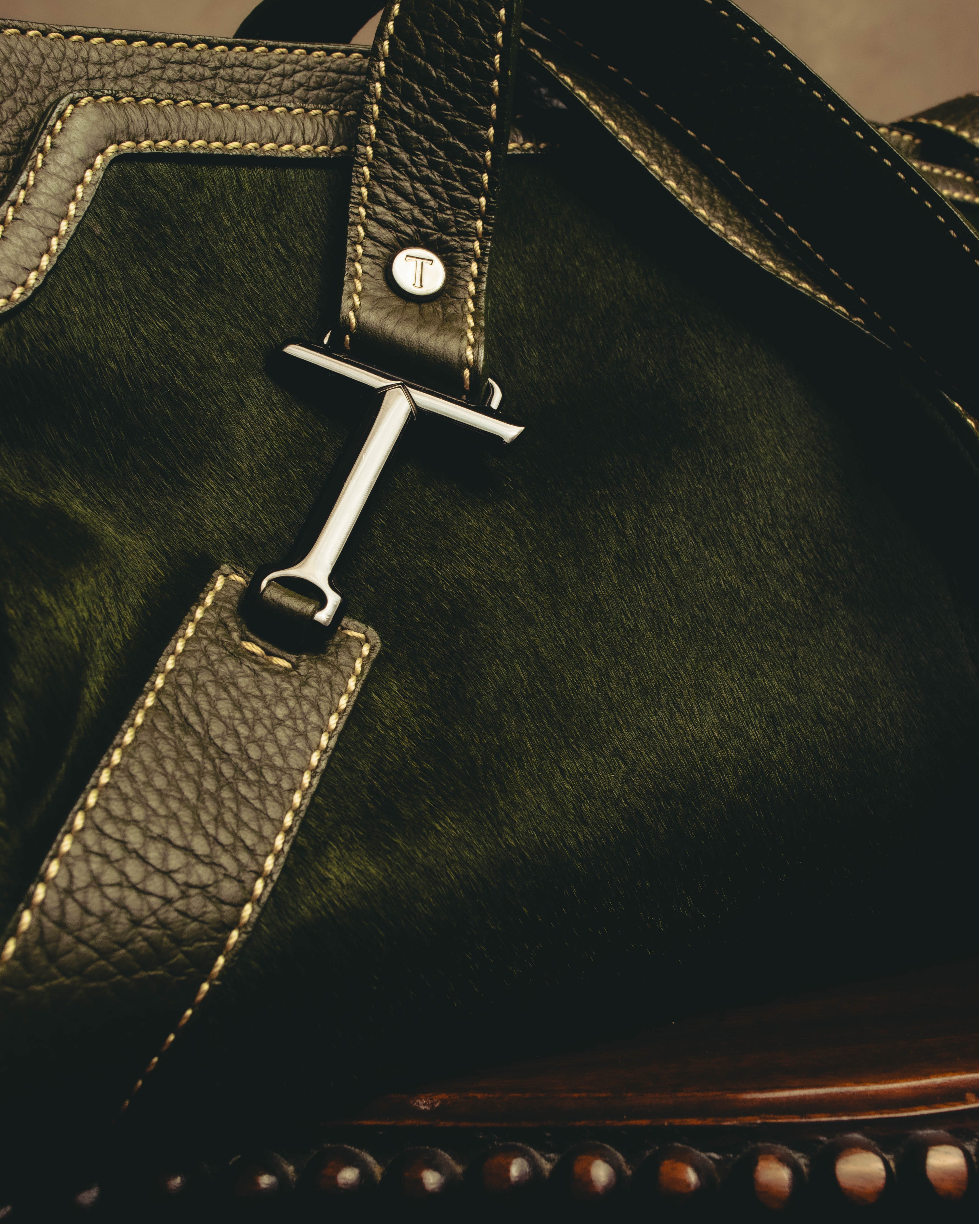 "TOD'S" 00's-10's Textured haircalf leather shoulder bag