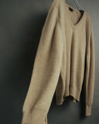 -MOOD Vintage Collections-
80’s-90’s V-neck lambswool knit
