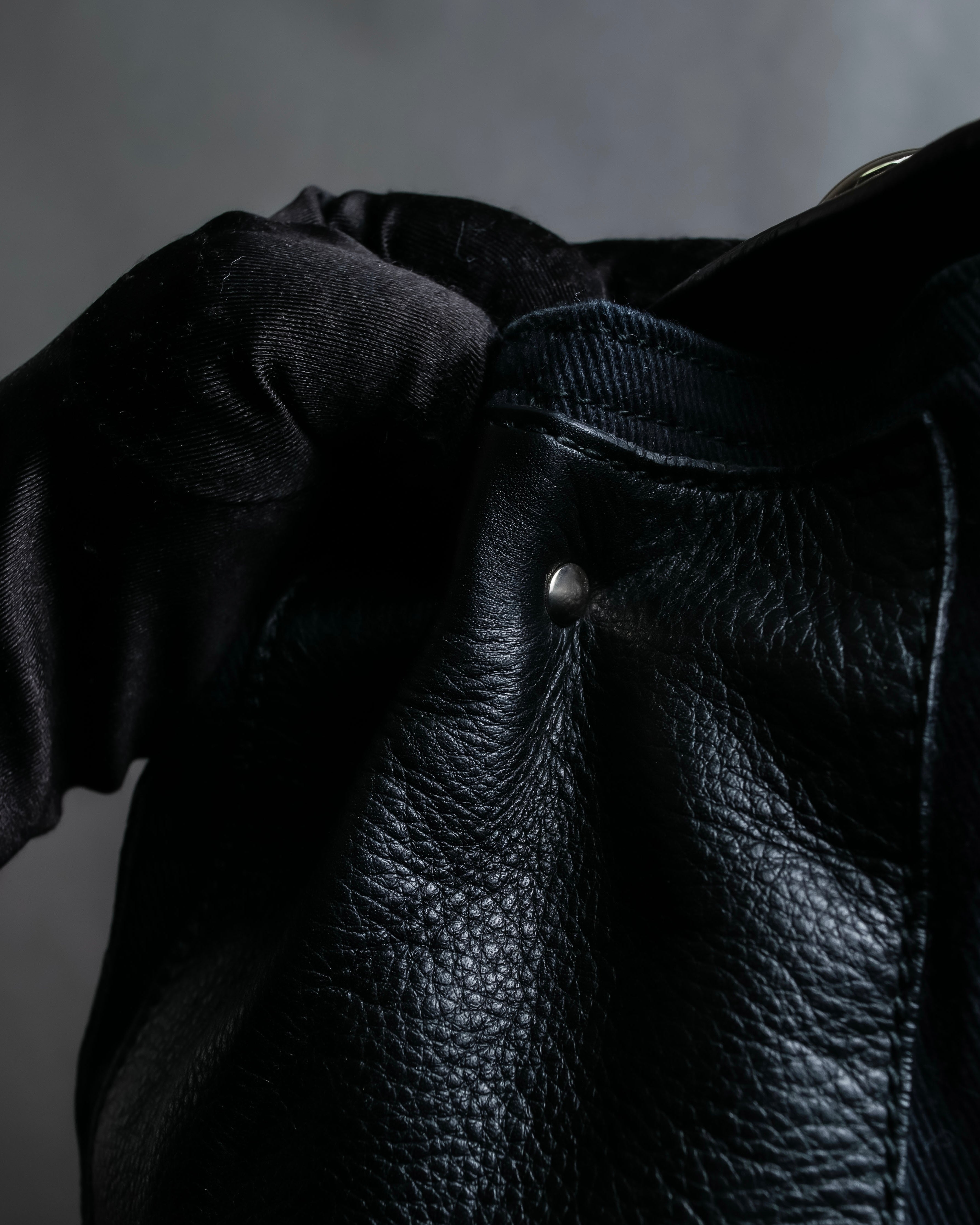 "YVES SAINT LAURENT" Muse Two series grain leather one-handle bag