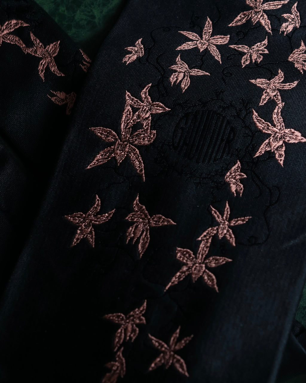 "JEAN PAUL GAULTIER" Leaf motif embroidered silk neck tie