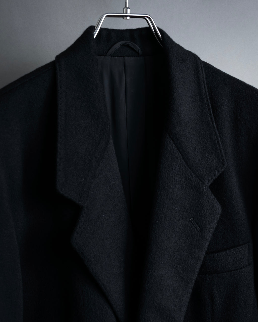 "CHRISTIAN DIOR MONSIEUR" 
Oversized double-breasted chester coat