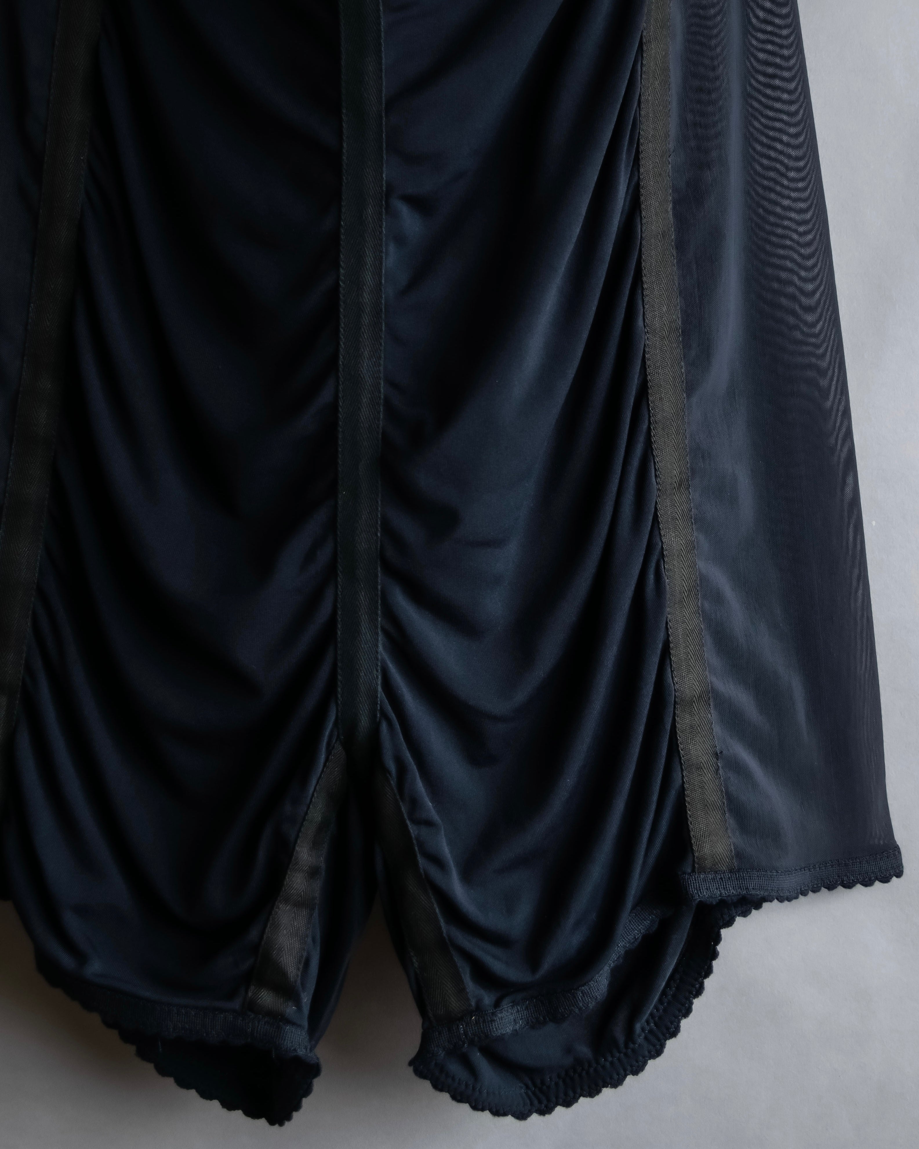 "JEAN PAUL GAULTIER MAILLE FEMME" Sheer shirring design design half pants