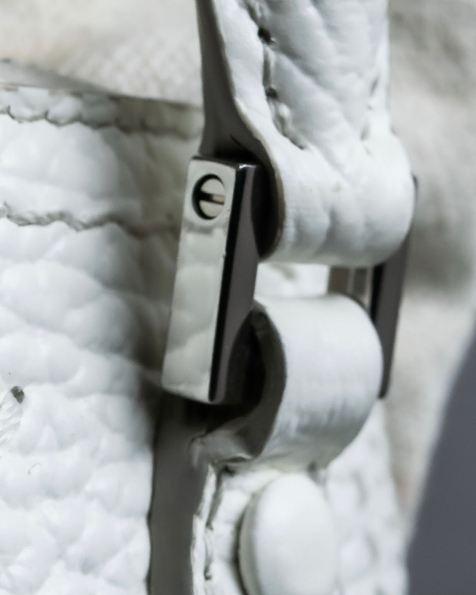 "MAISON MARGIELA" 5AC small white color 2way leather bag