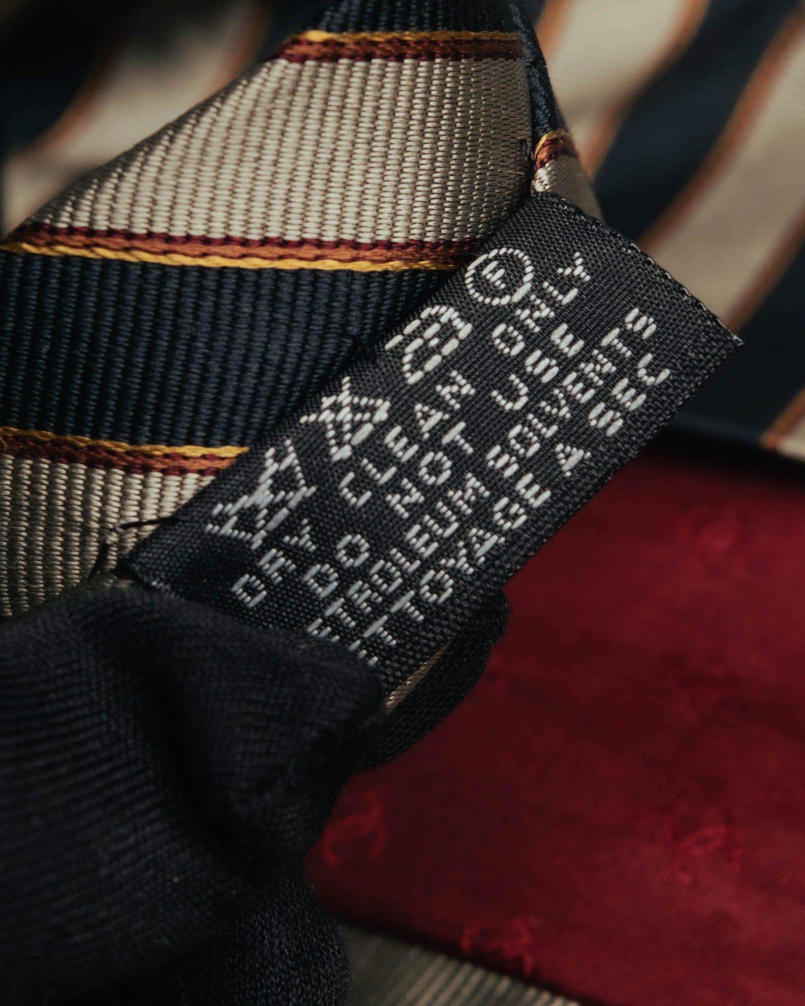 "CHANEL" 90's-00's Classic silk regimental striped tie
