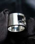 “GUCCI” G logo silver 925 ring