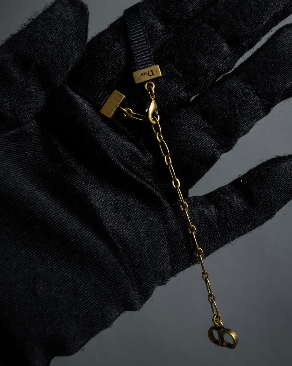 "Christian Dior" J’ADIOR motif design choker