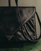 "CELINE" 70's-80's Classic black leather shoulder bag