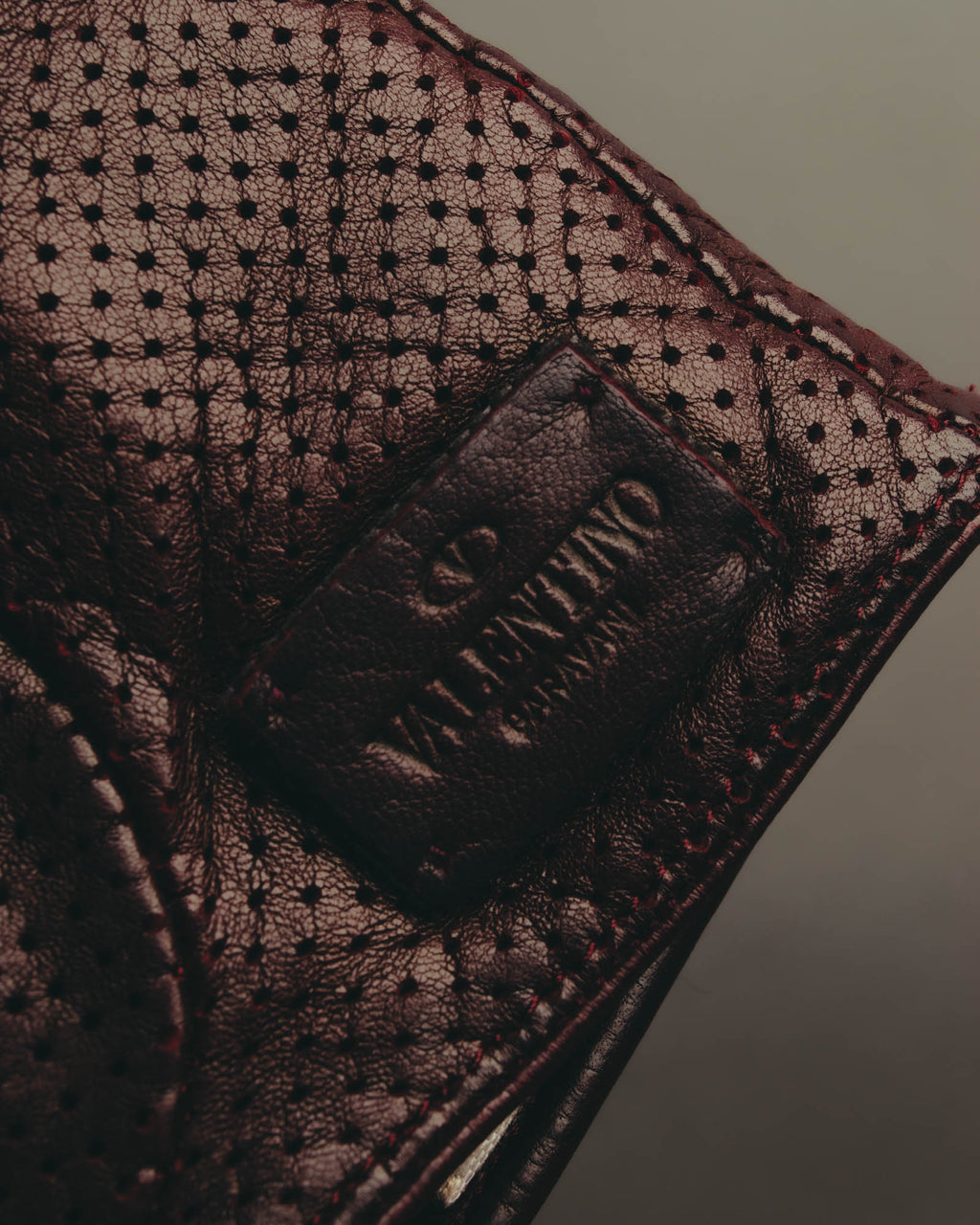 "VALENTINO GARAVANI" 2010's Burgundy perforated leather gloves