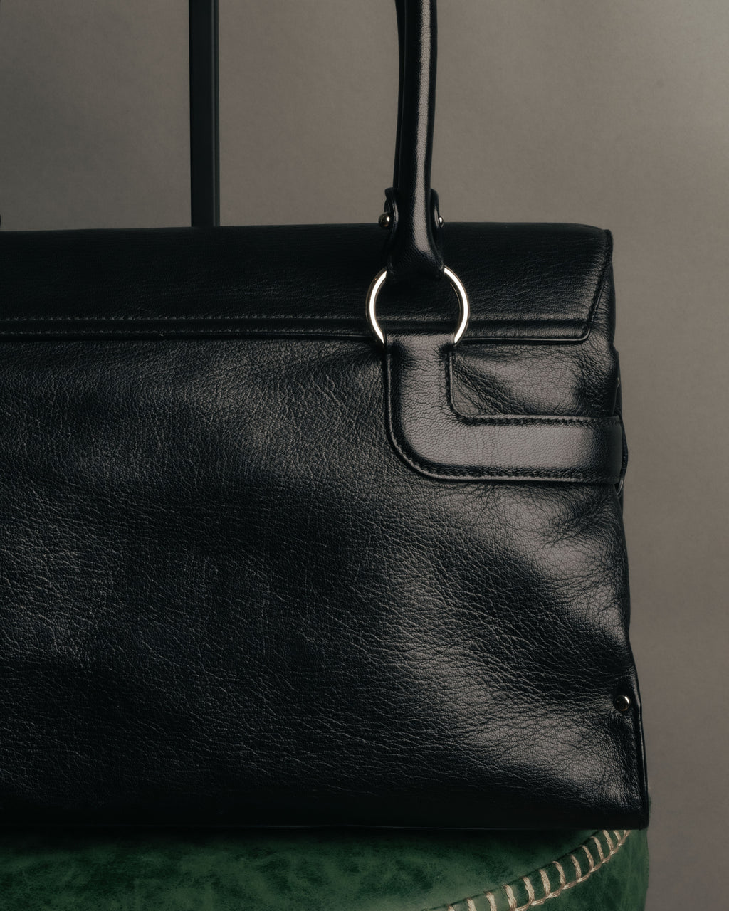 “Salvatore Ferragamo“ 00’s-10’s Gancini ring hardware leather shoulder bag