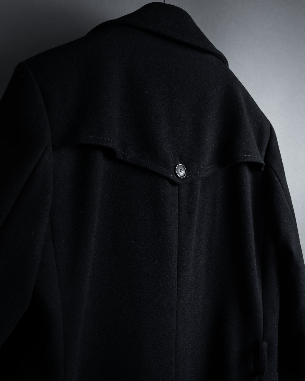 "VIKTOR&ROLF" Sculptural lapel melton coat