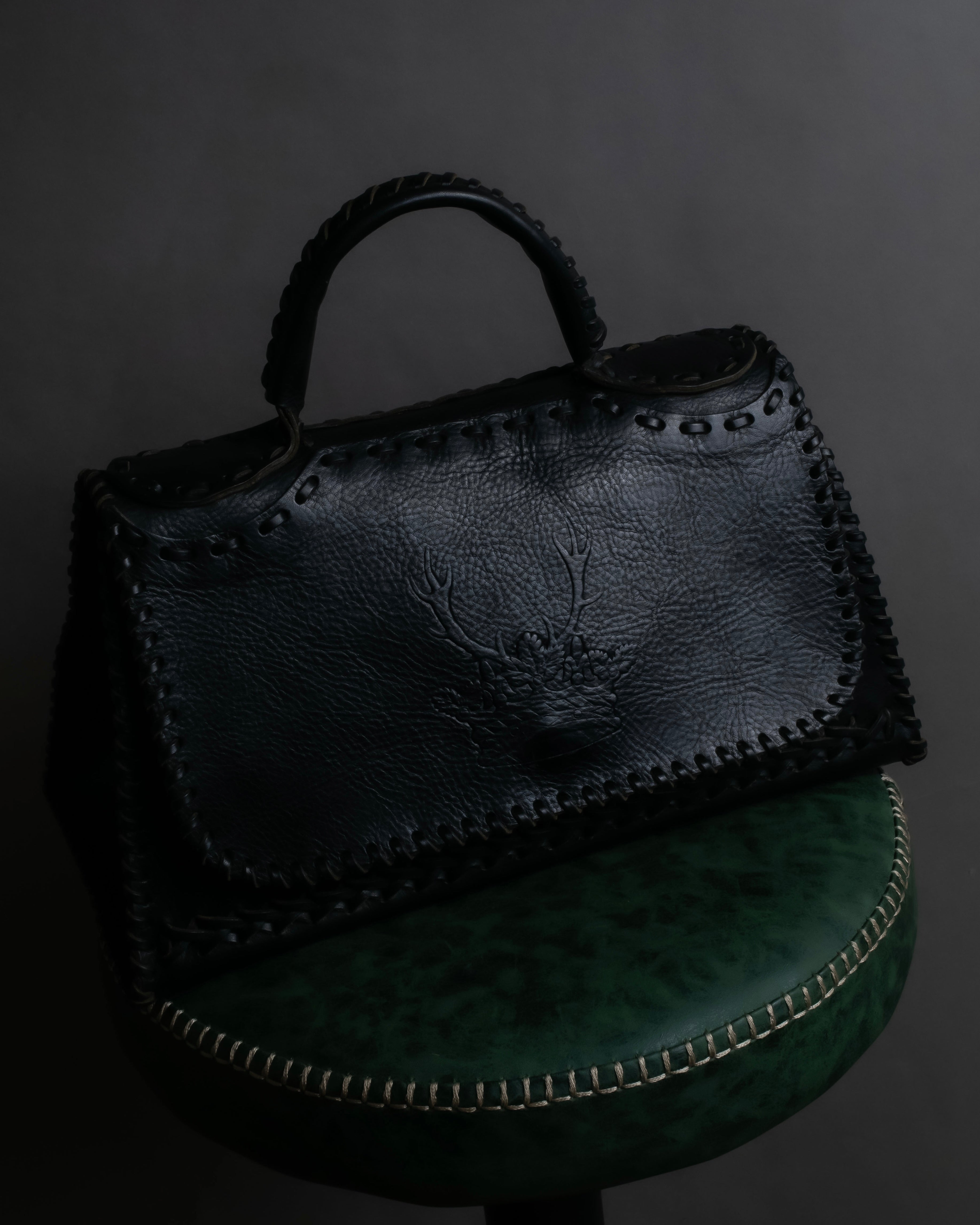 "FENDI" Hand stitched design leather hand bag