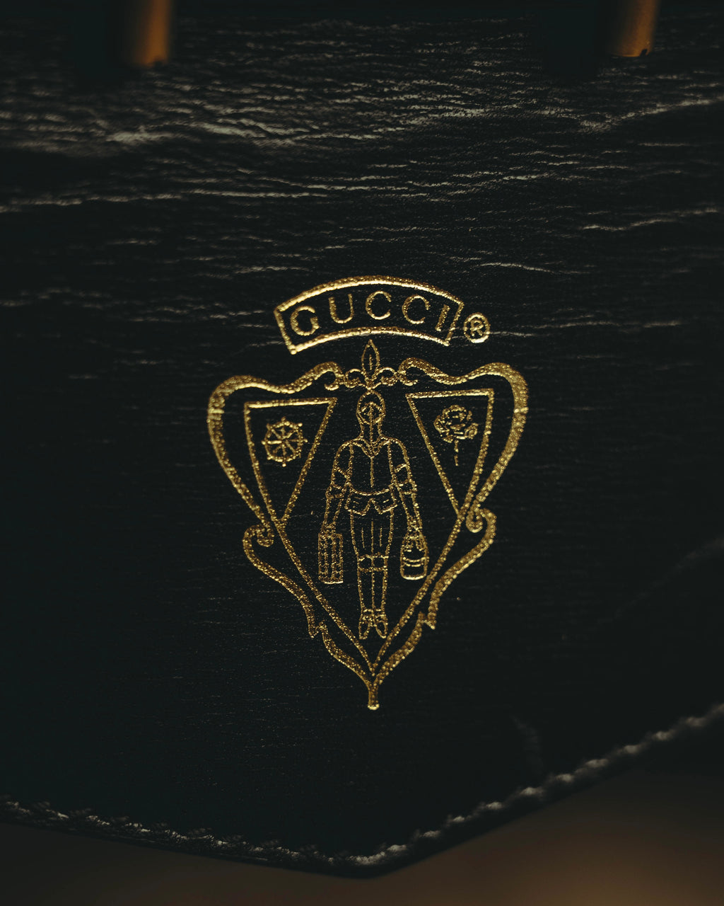 -SPECIAL- “GUCCI” 2012-2016 crossover-era crest studded doctor bag