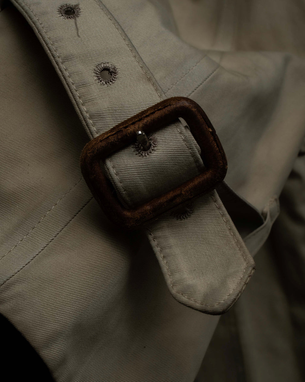 "BURBERRYS" Military detail single front stand collar coat