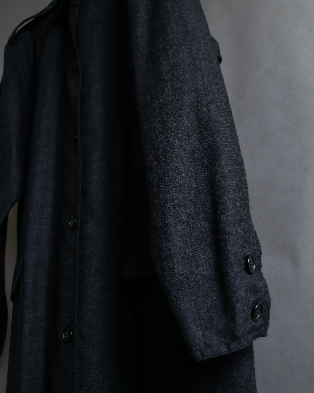 "GUCCI" 70's velvet collar design long coat