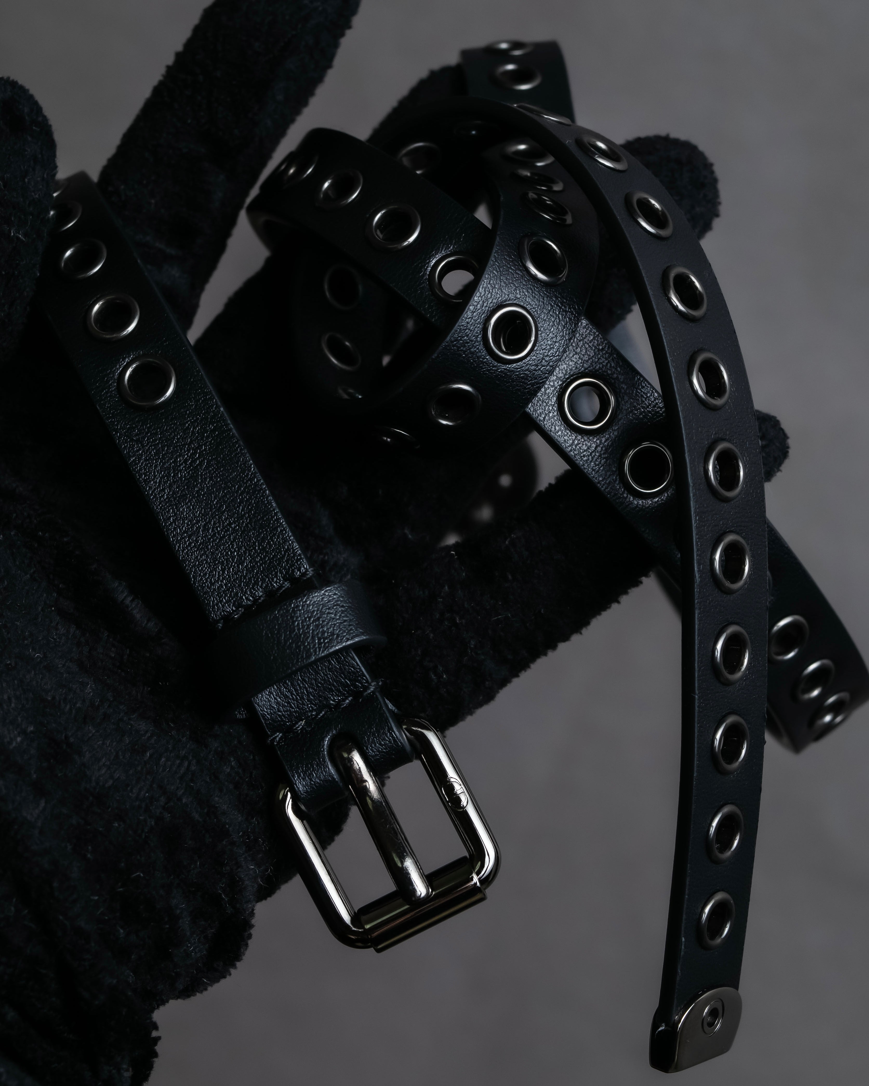 "Christian Dior" Countless eyelet design leather belt