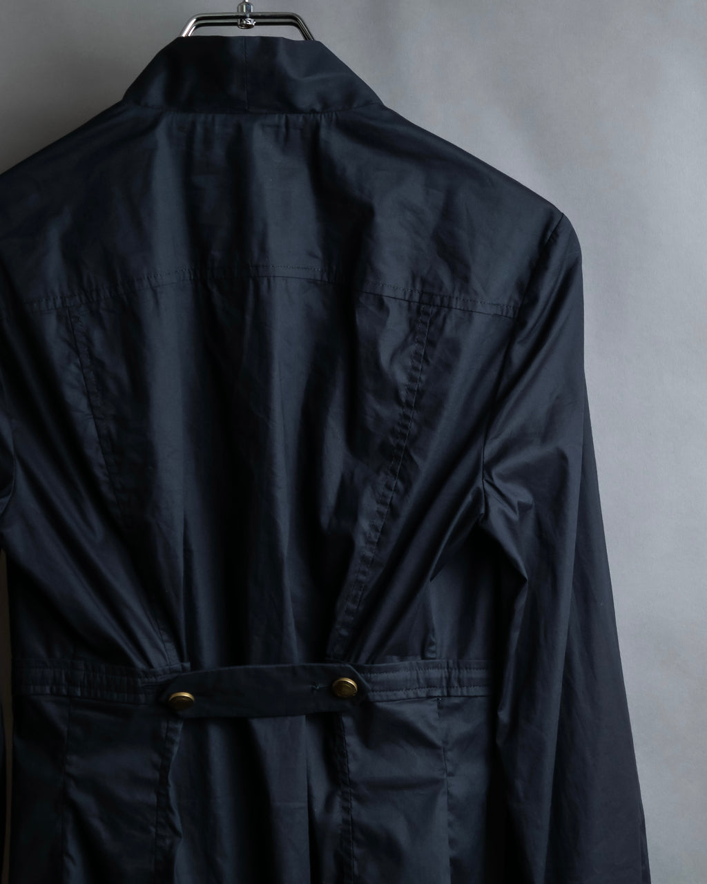 "GUCCI" No collar design gold button accents blouse