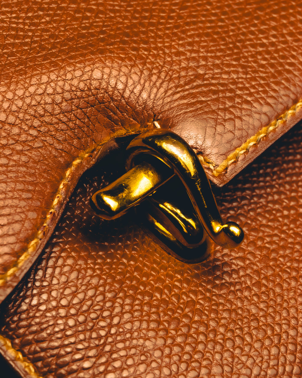 -SPECIAL- "Hermès" 80's Structured leather shoulder bag