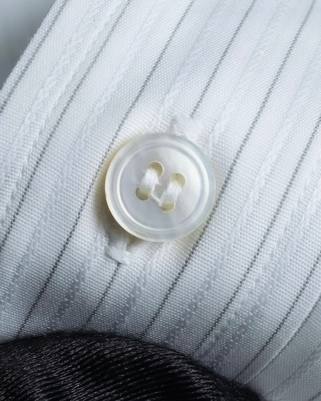 "CHRISTIAN DIOR MONSIEUR"
 Wide spread color royal order white shirt