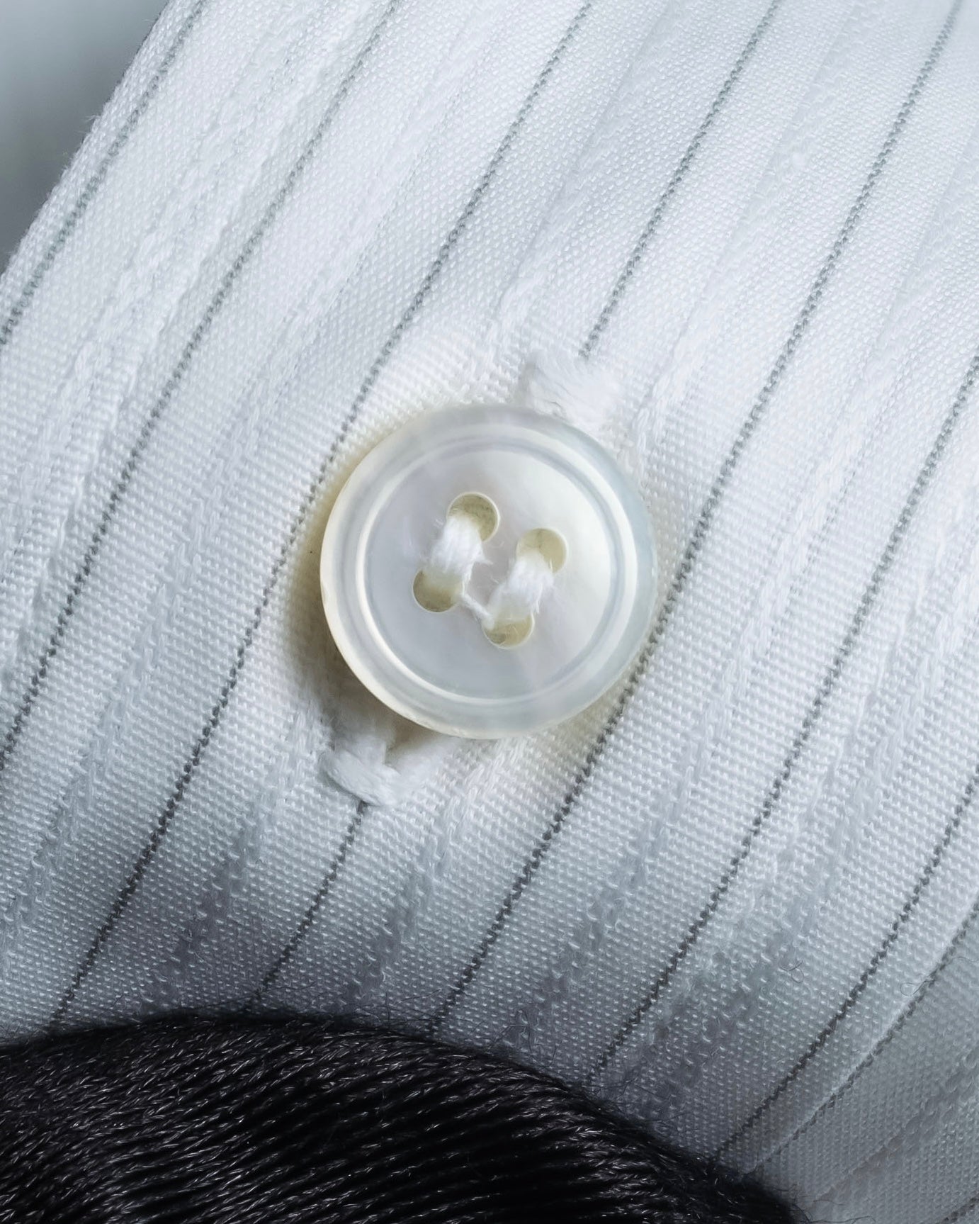 "CHRISTIAN DIOR MONSIEUR"
 Wide spread color royal order white shirt