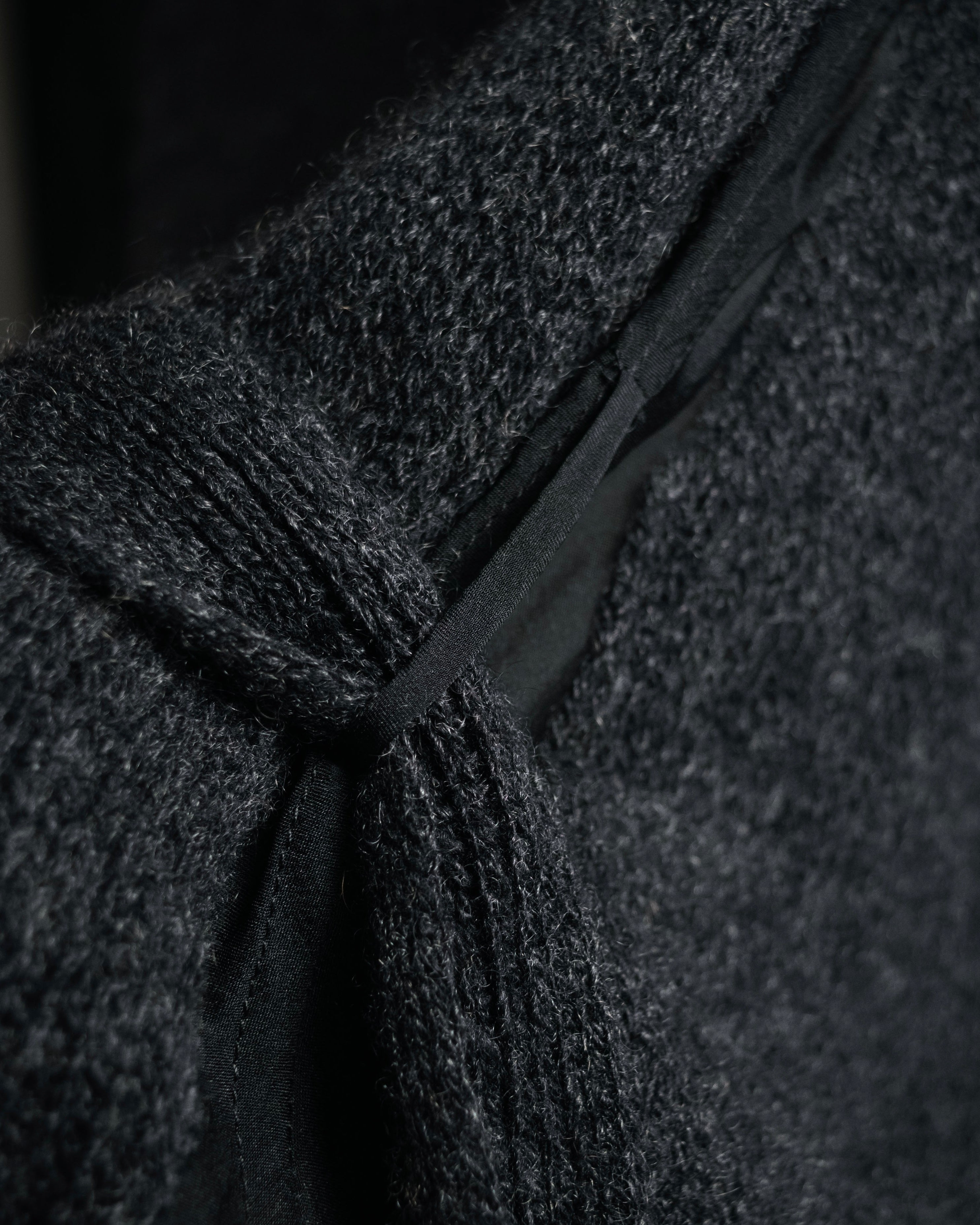 “DRIES VAN NOTEN” 90’s–Early 00’s Cashmere and silk layered belted cardigan