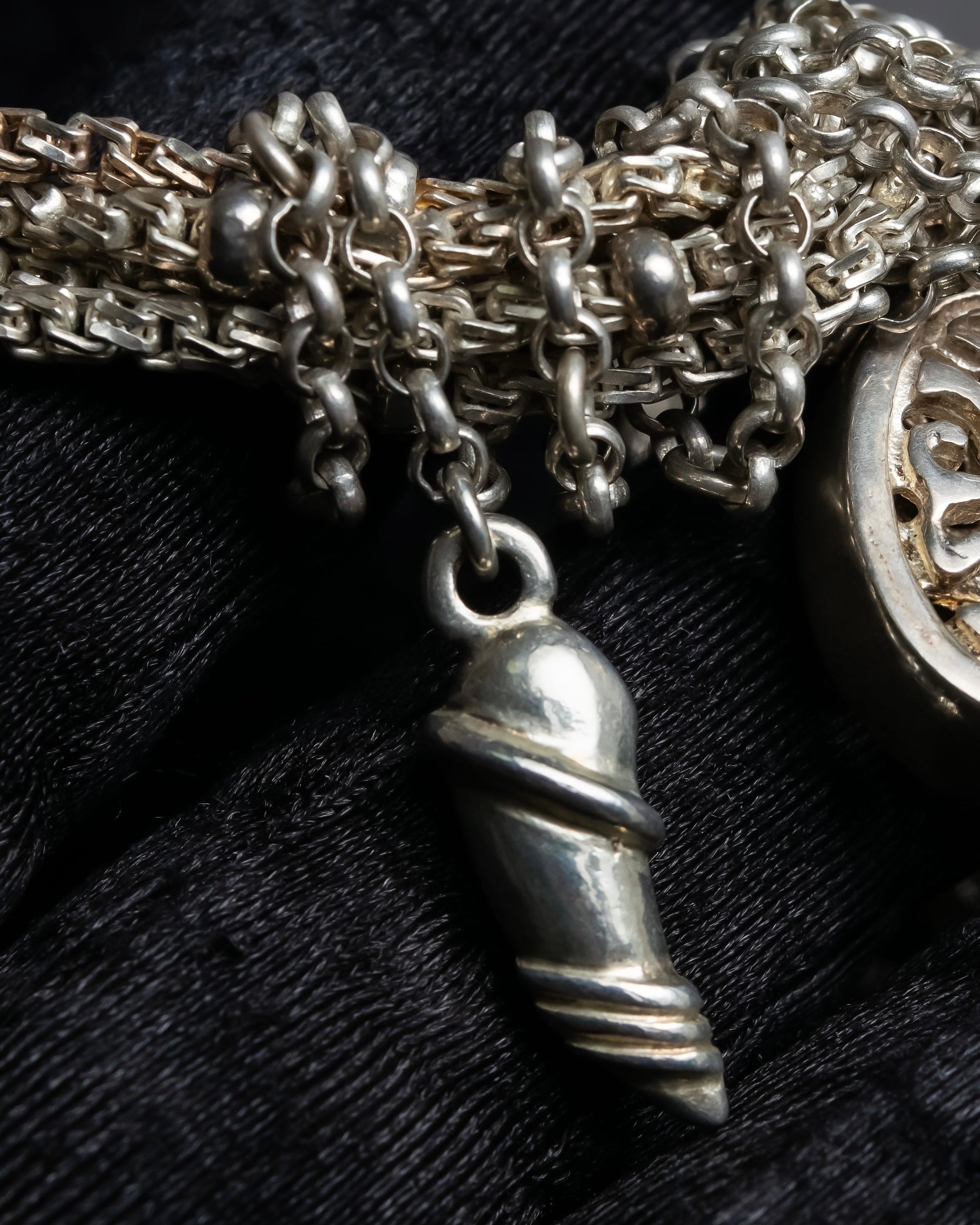 "Folli Follie" Symbolic charm design chain necklace