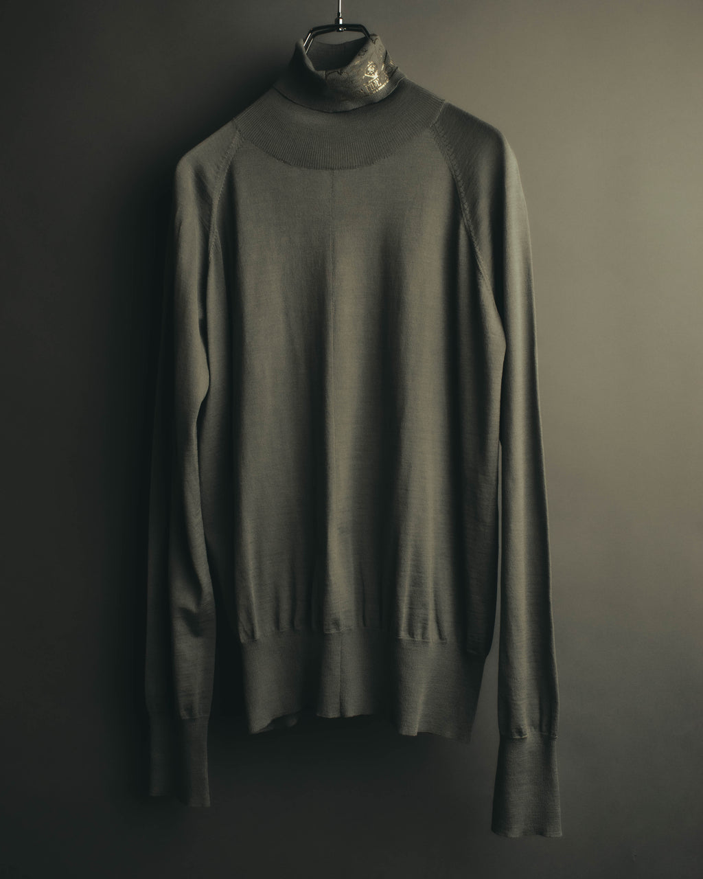 "Theatre PRODUCTS" 00's-10's Silk wool turtleneck knit sweater