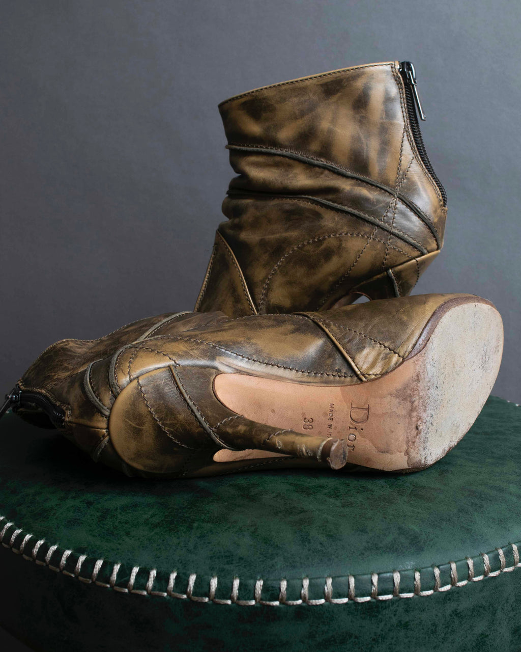 "Dior" Vintage style processing brown heel pumps