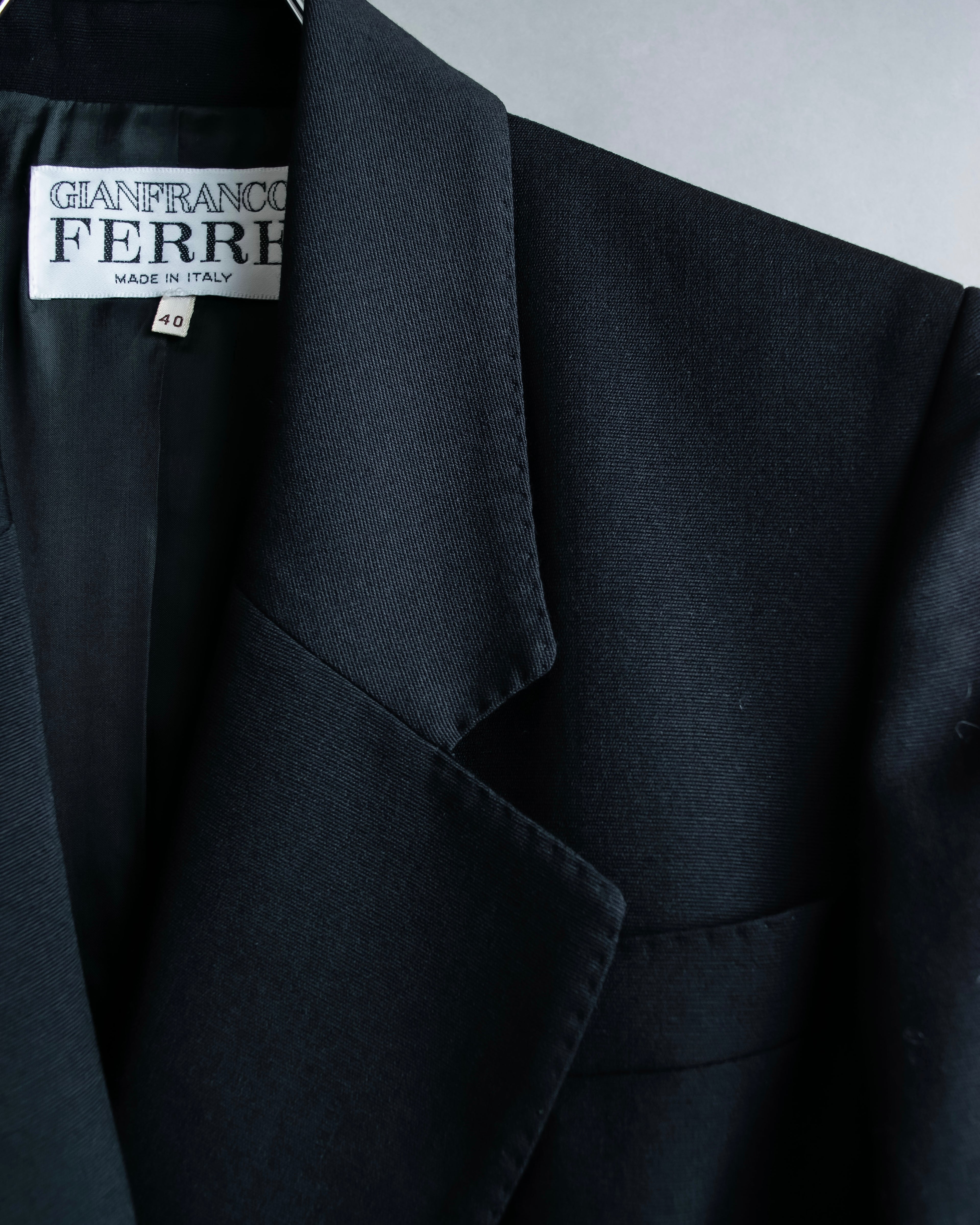“GIANFRANCO FERRE” Beautifully shaped double tailored jacket