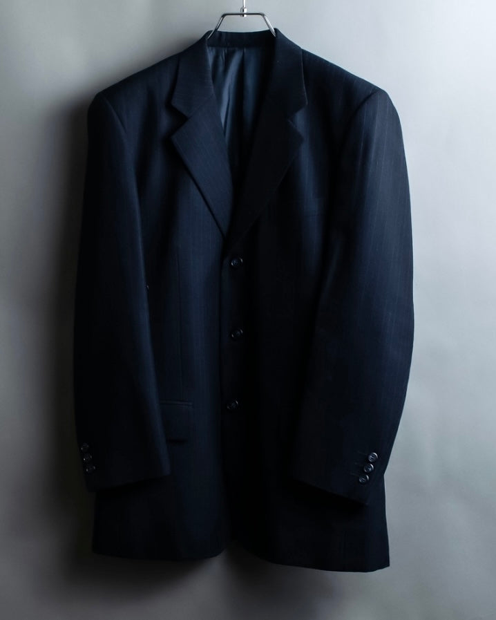 “BALENCIAGA” pinstriped beautiful shape tailored jacket