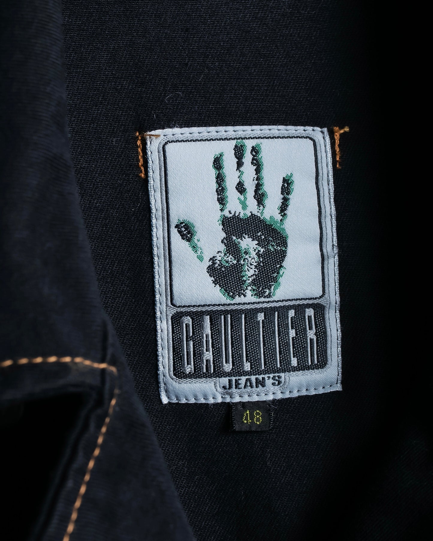 "JEAN PAUL GAULTIER JEANS"
Military detail stitching denim coat