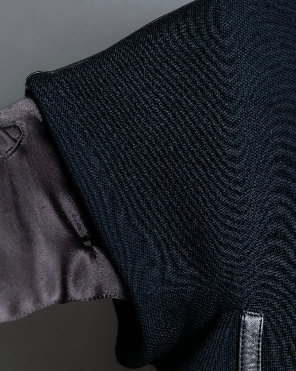 "GUCCI" Leather piping design box sleeve T-shirt