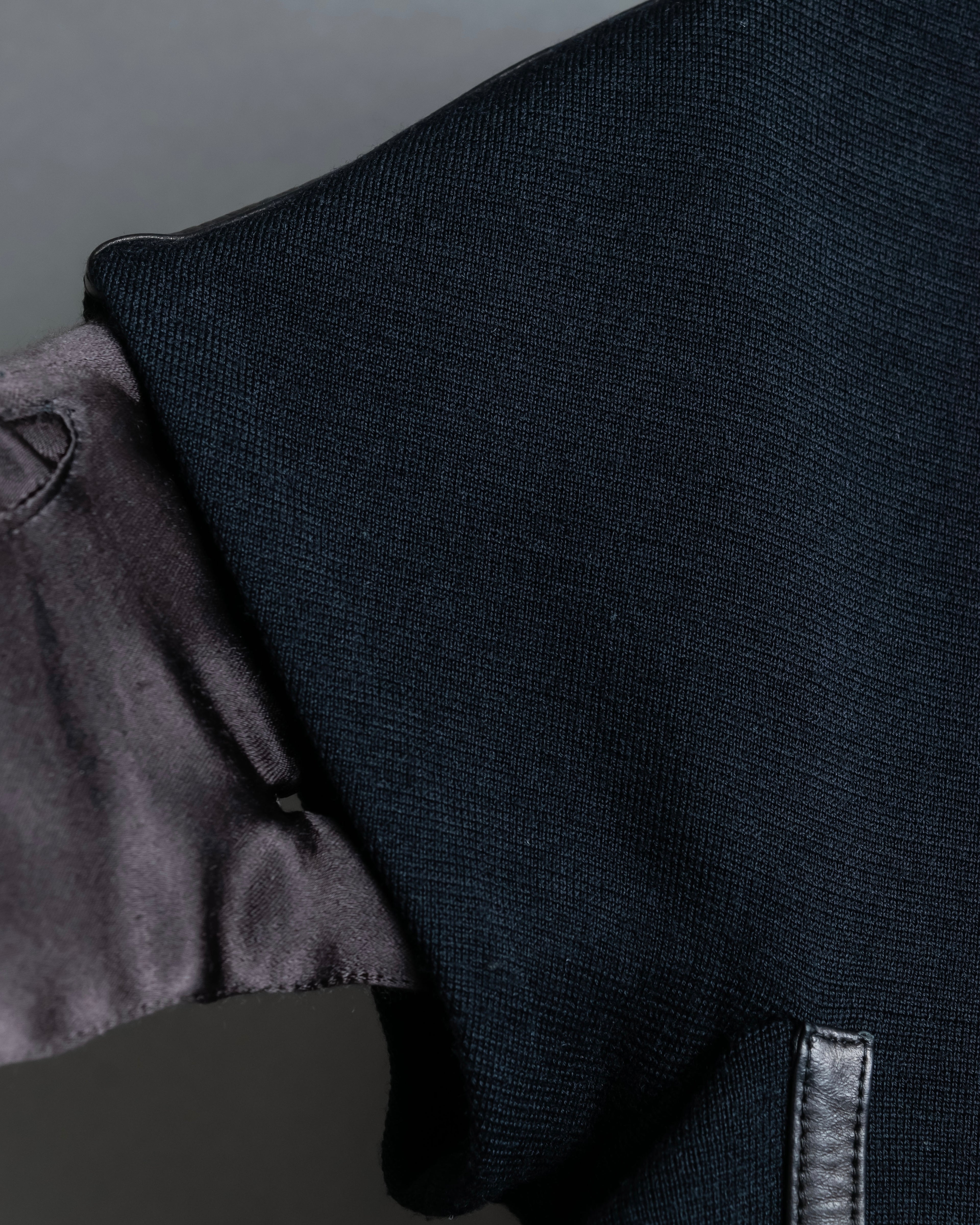 "GUCCI" Leather piping design box sleeve T-shirt