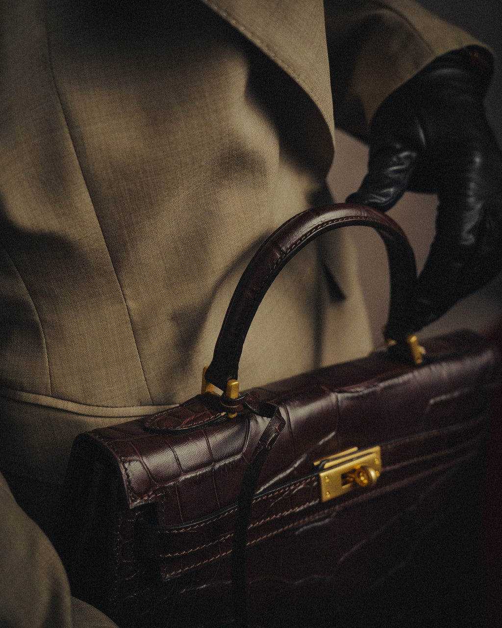 -SPECIAL- "CRISTIAN FLORENCE" 90's-00's Classic crocodile embossed leather structured top handle bag