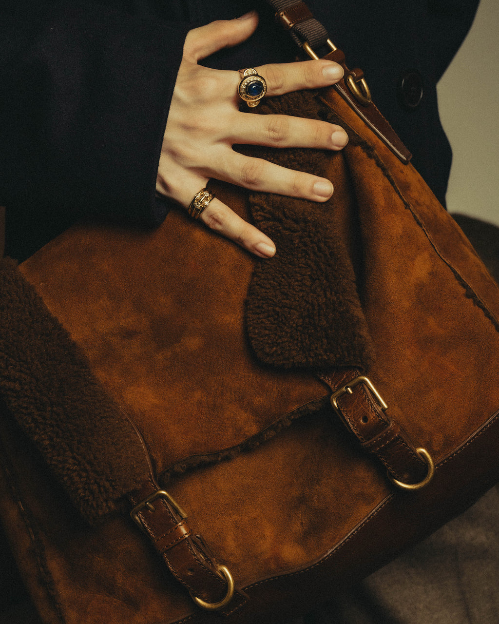 -SPECIAL- "Yves Saint Laurent" 00's Luxurious shearling double buckle messenger bag