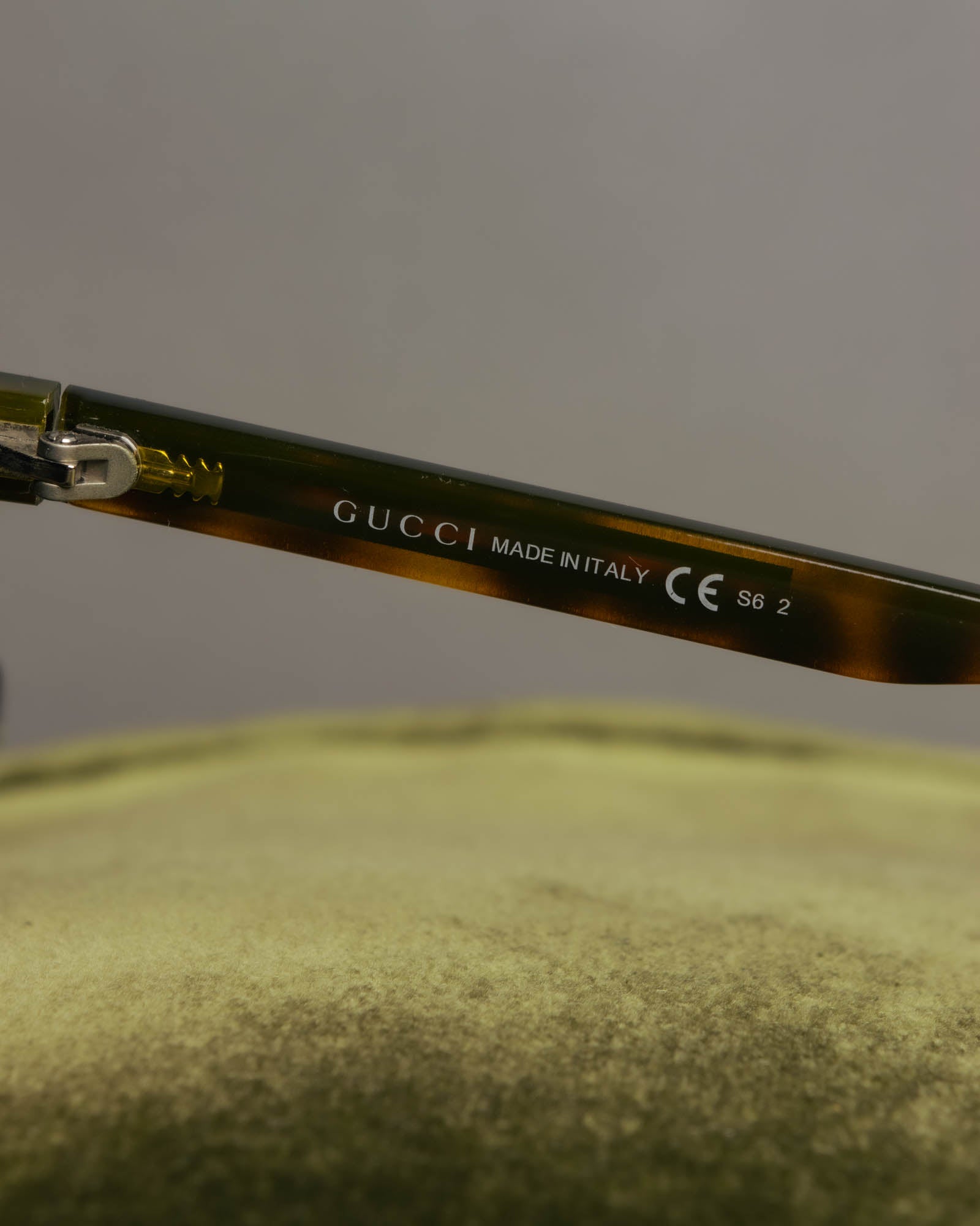"GUCCI" 00's-10's Iconic aviator sunglasses
