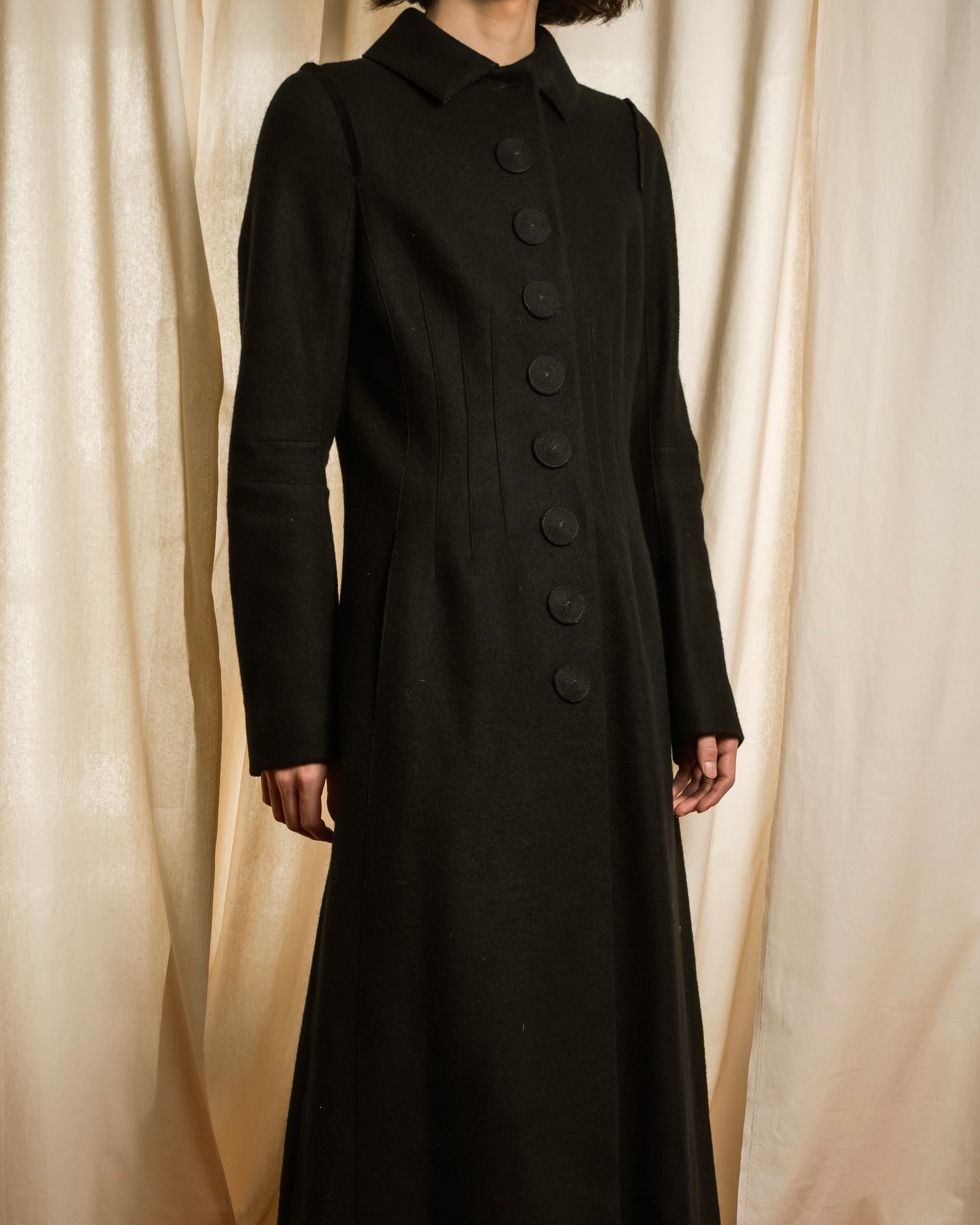 "Marc Jacobs" A soft flowing flared silhouette long coat