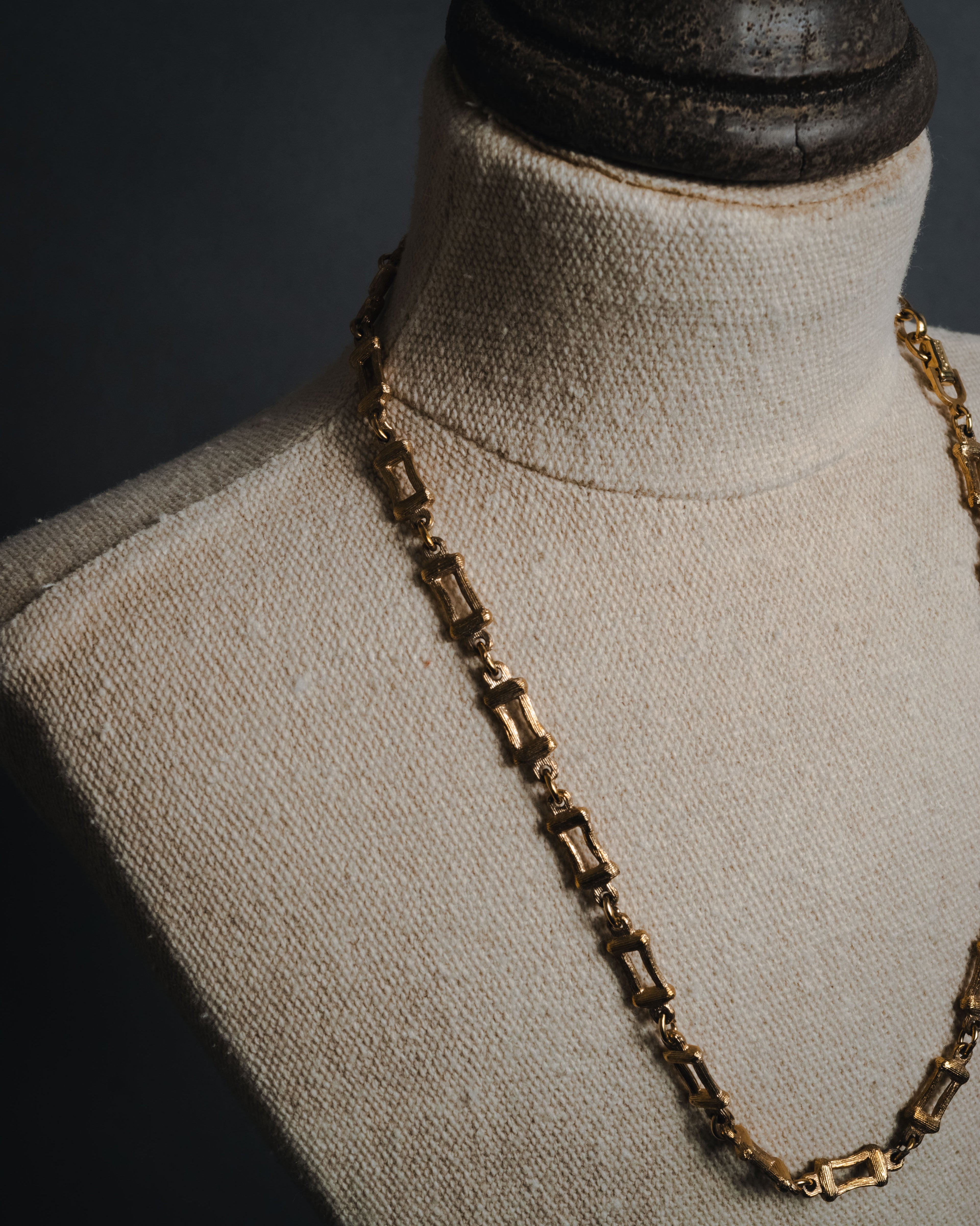 "Christian Dior" 80’s textured geometric link chain necklace