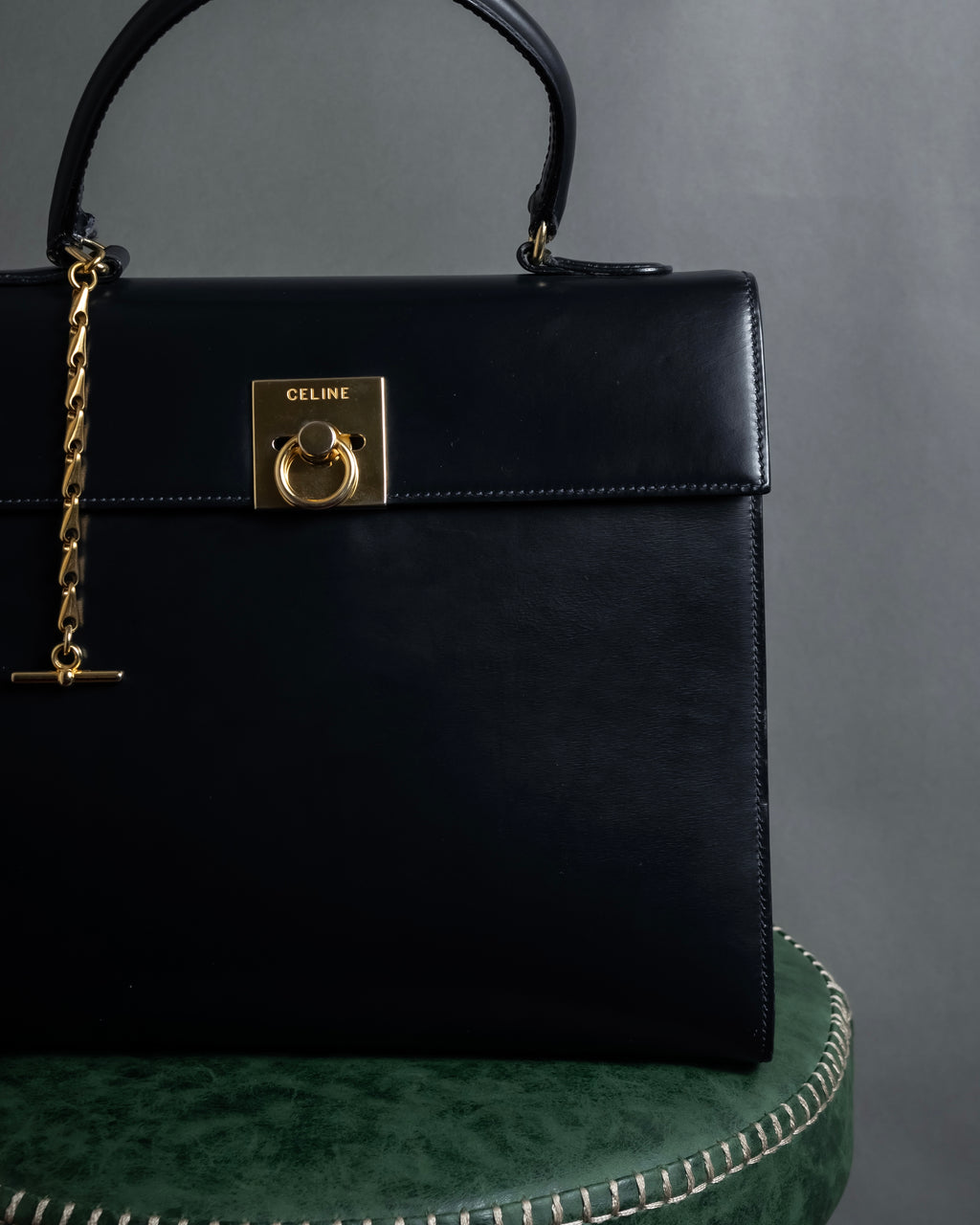 "CELINE" 80's-90's Square silhouette gold parts design leather hand bag