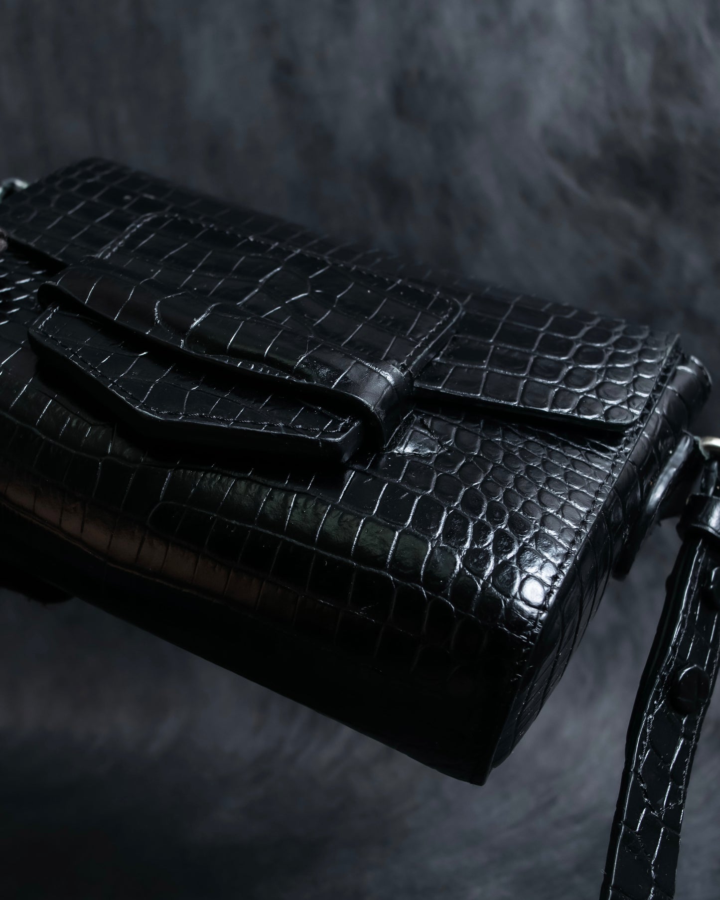 "DRIES VAN NOTTEN" Crocodile leather shoulder bag