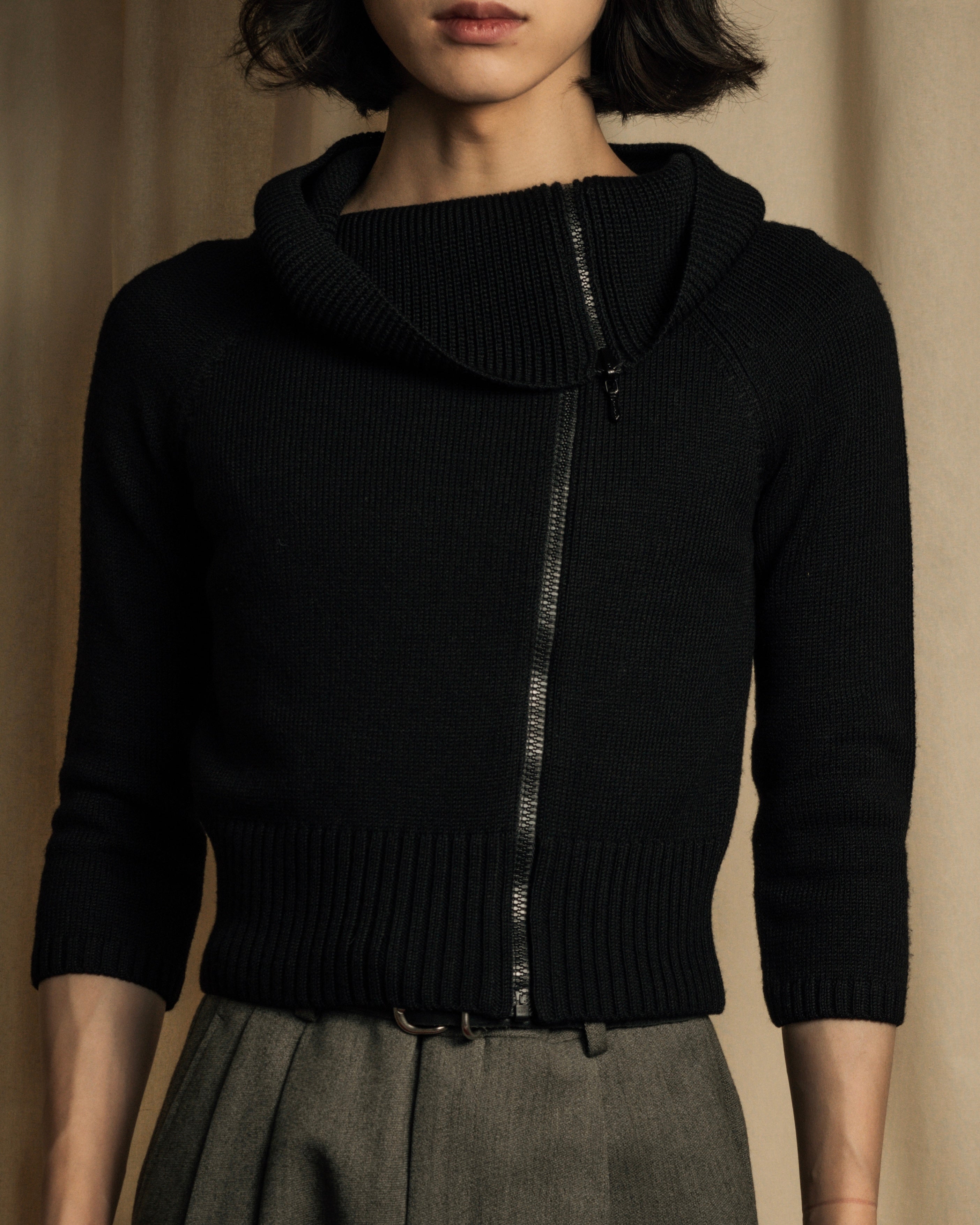 "FENDI" Raglan sleeves short length zip-up knit