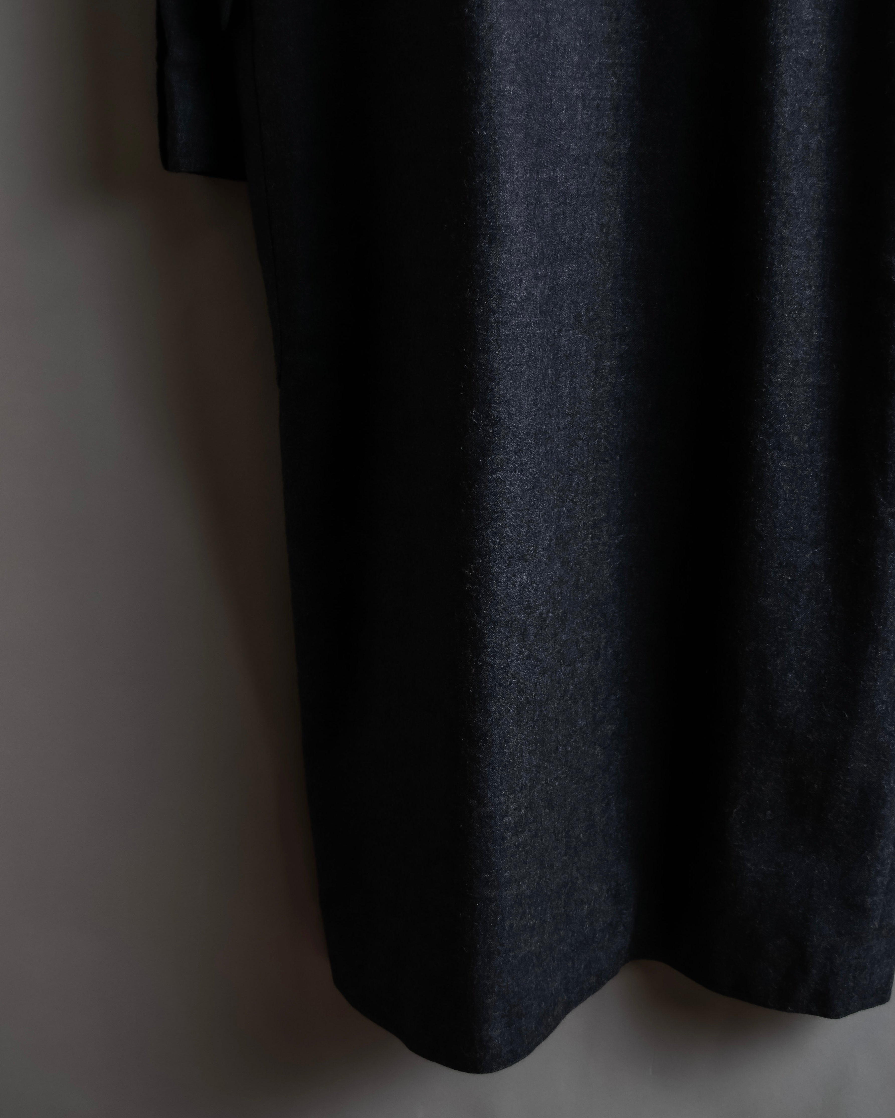 "GUCCI" 70's velvet collar design long coat