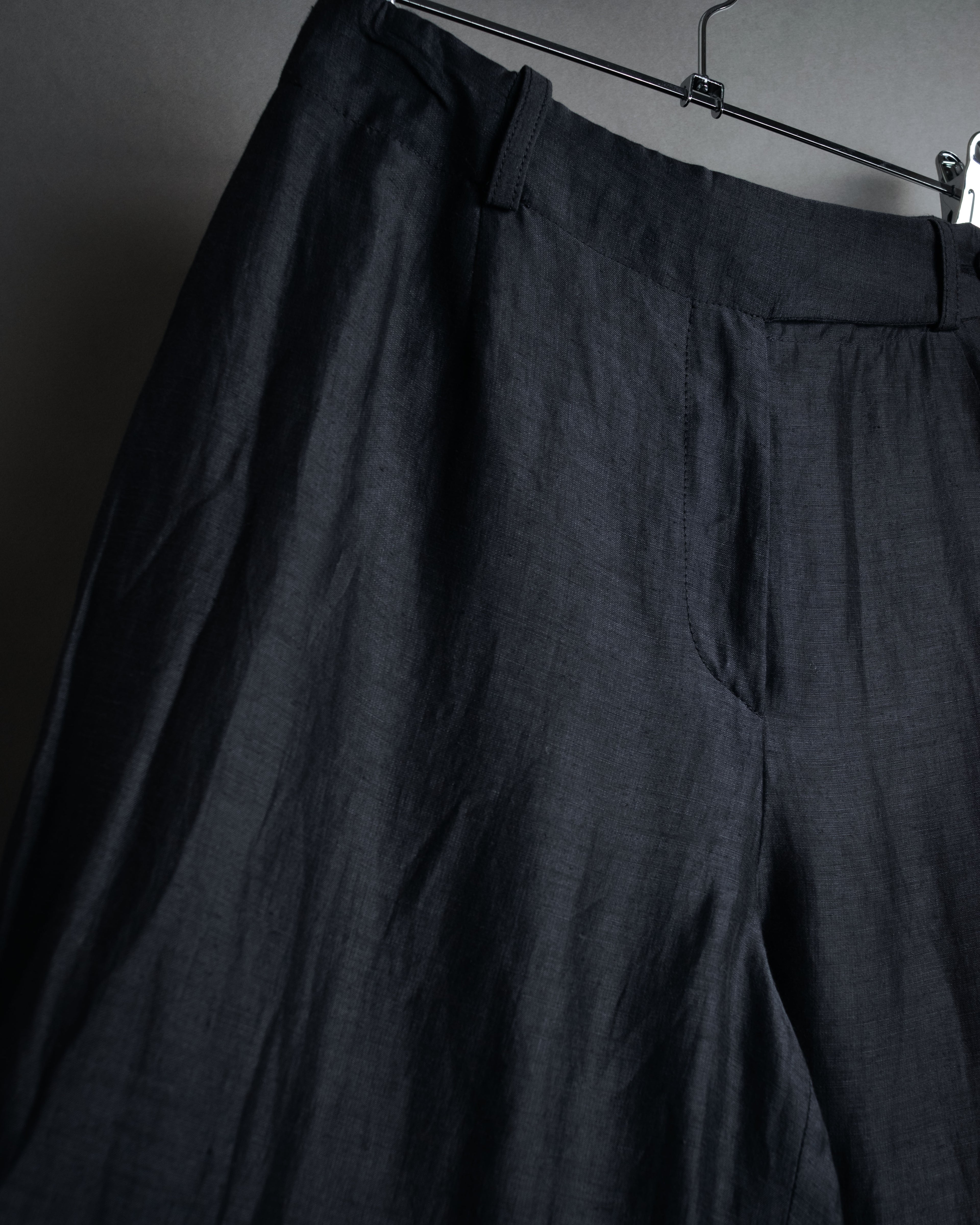 “EMPORIO ARMANI” 90’s-00’s Fluid wide trousers