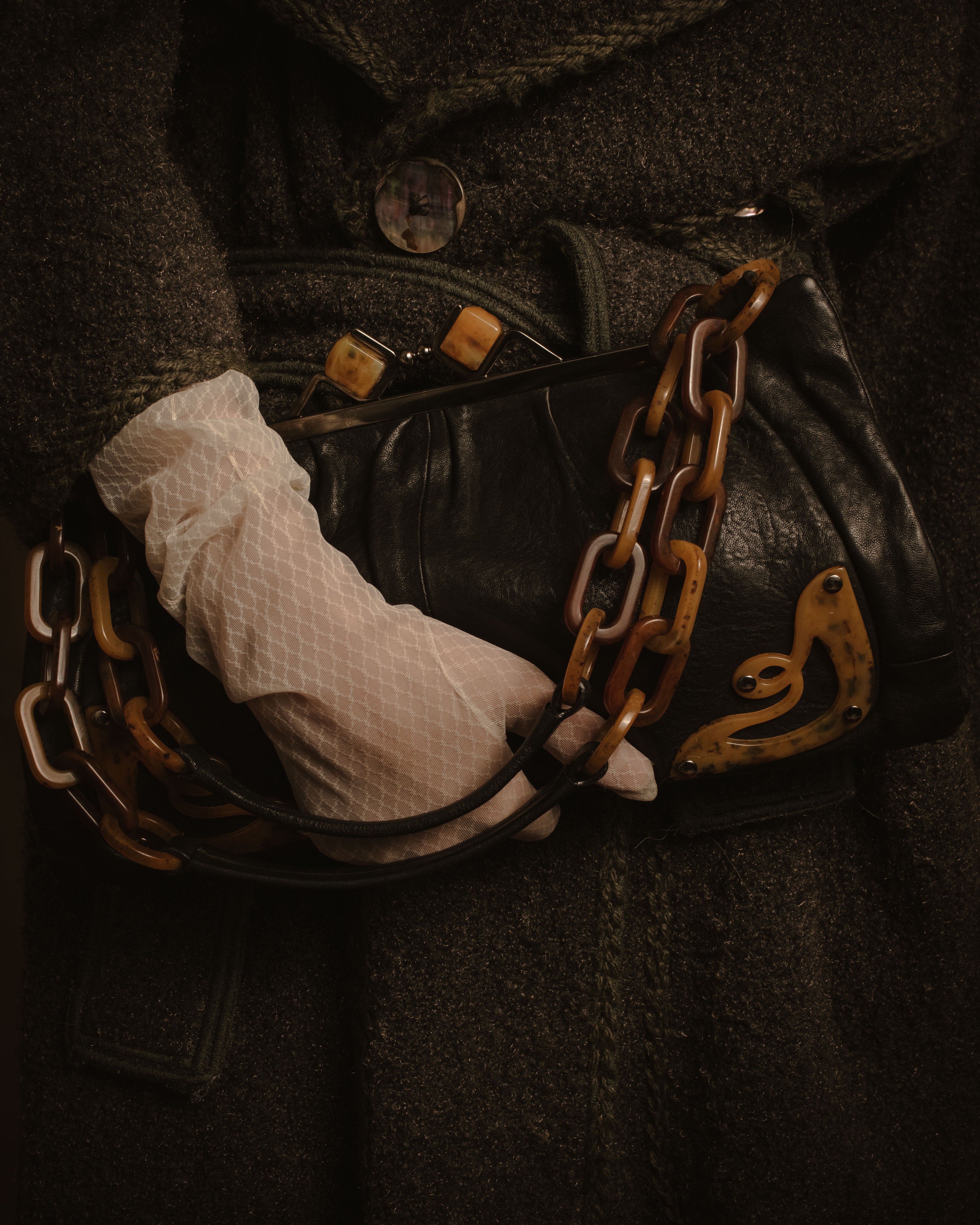 –SPECIAL– "MIU MIU"
Early 2000s bakelite effect chain frame bag