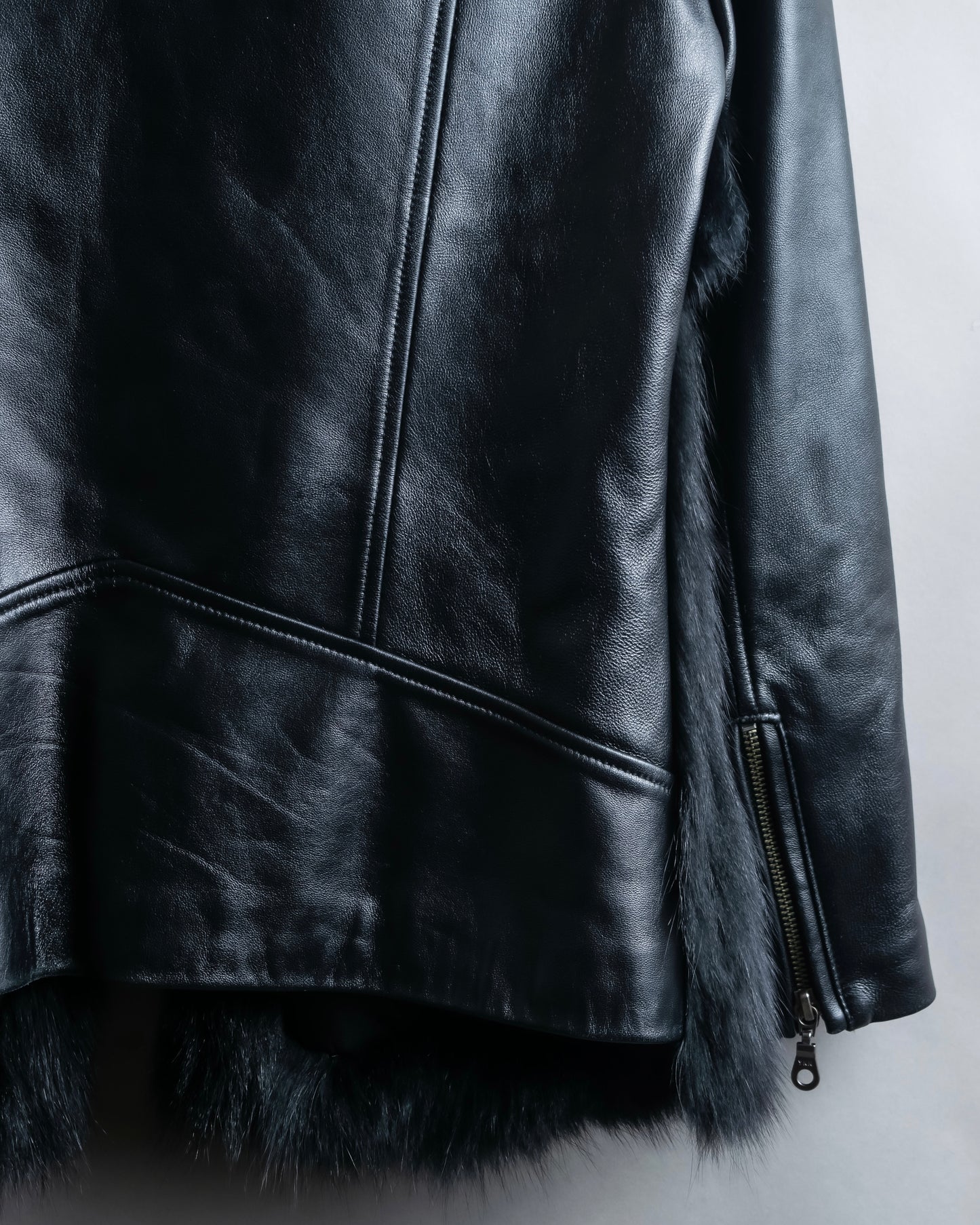 "MOROKO BAR" Real fur docking leather jacket