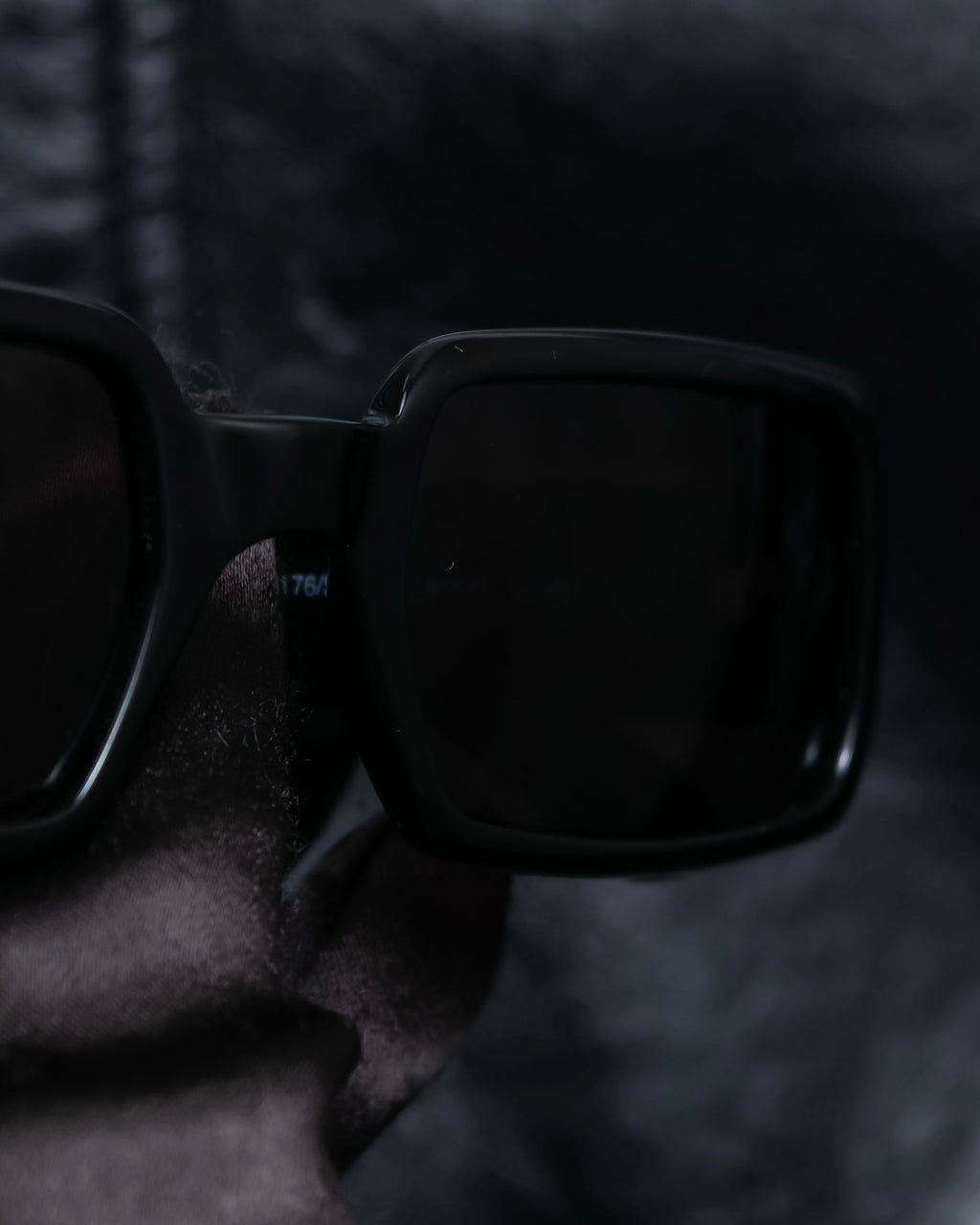 “GUCCI ”  G logo square flame sunglasses