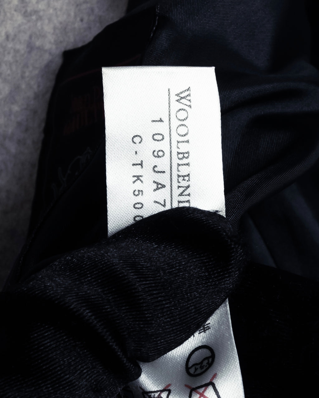 -SPECIAL- "JEAN PAUL GAULTIER"
90's-00's Waist shape A-line silhouette ecryu color super long coat