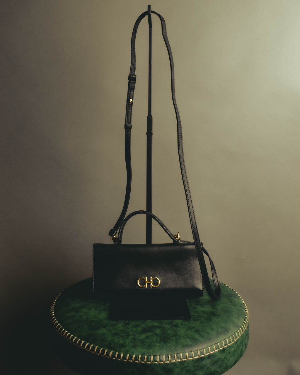 "Salvatore Ferragamo" 2010's Classic Gancini top handle shoulder bag