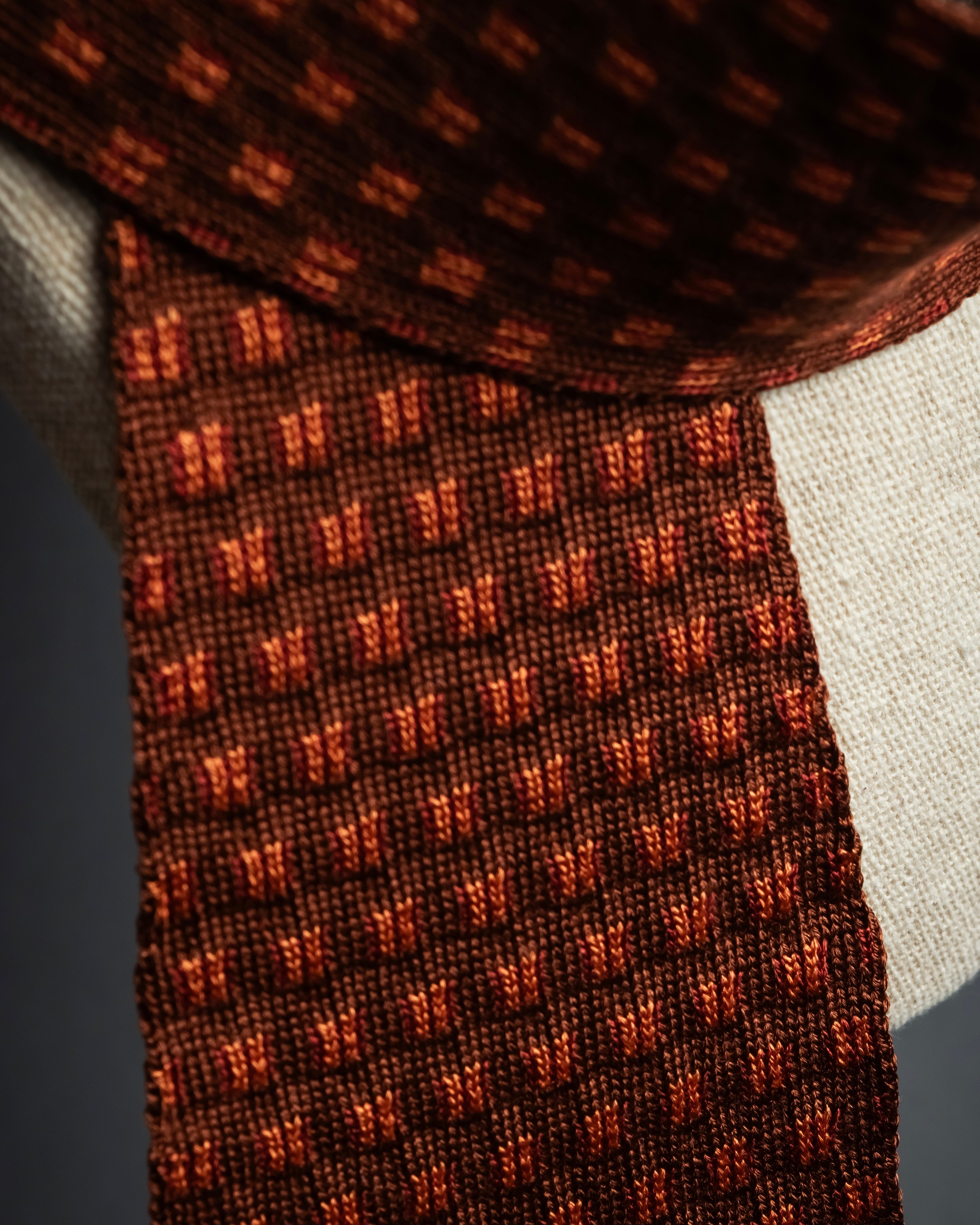 "HERMES" Mosaic dot knit silk neck tie